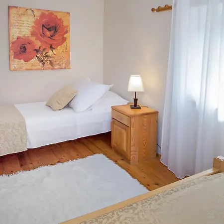 Ognjistar In The Hinterland Of Makarska Riviera Ferienhaus