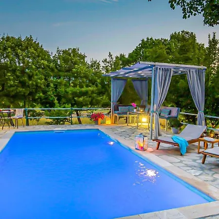 Ognjistar In The Hinterland Of Makarska Riviera Ferienhaus