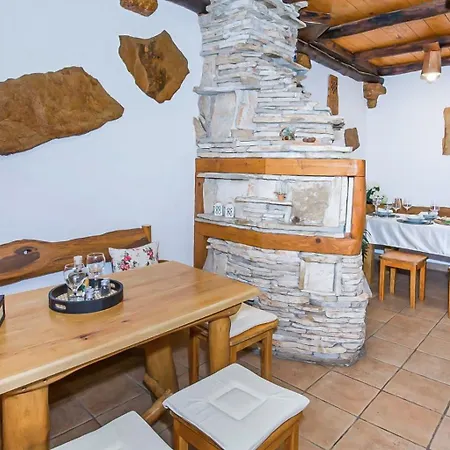 Ognjistar In The Hinterland Of Makarska Riviera Ferienhaus *