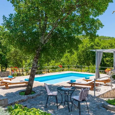 Ognjistar In The Hinterland Of Makarska Riviera